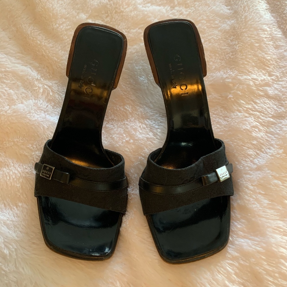 Authentic Gucci vintage black mules